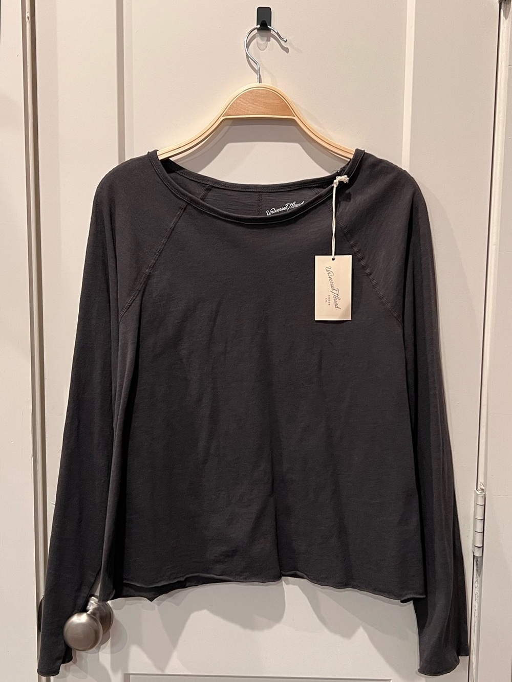 Universal Thread Black Long Sleeve Crewneck Top